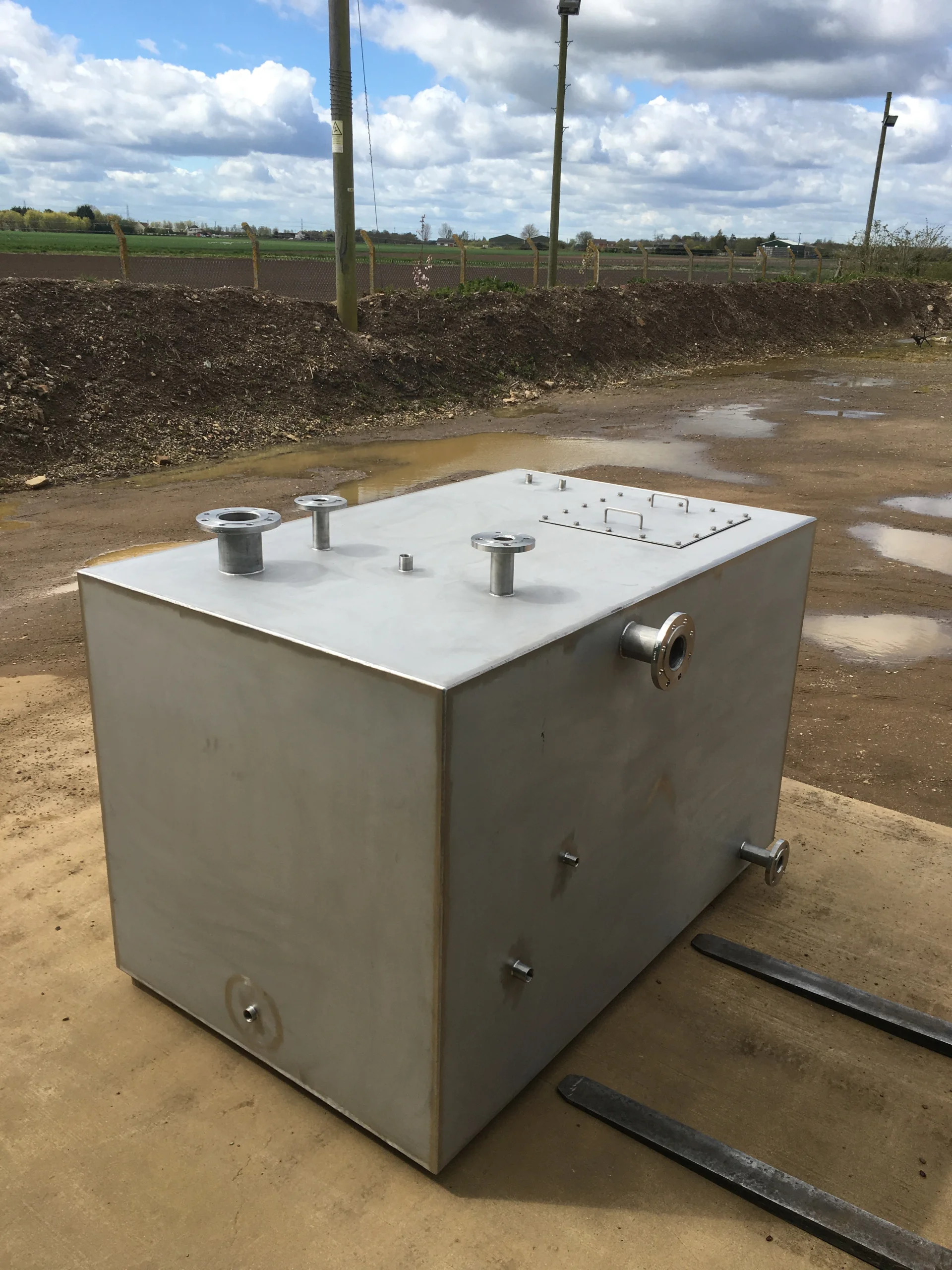S-Steel Hot Well Tank